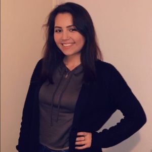 Meet your Posher, Desiree